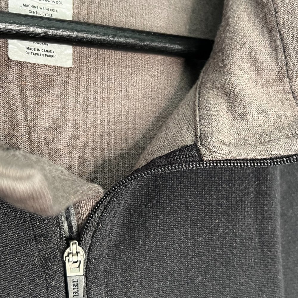 Rei Pullover - image 7